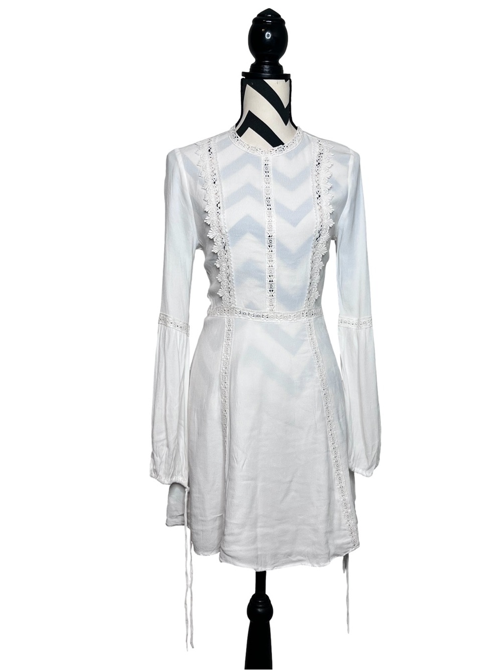 Cottagecore Prairie Milkmaid Edwardian Boho Lace Bell Sleeve Mini Dress Sz S